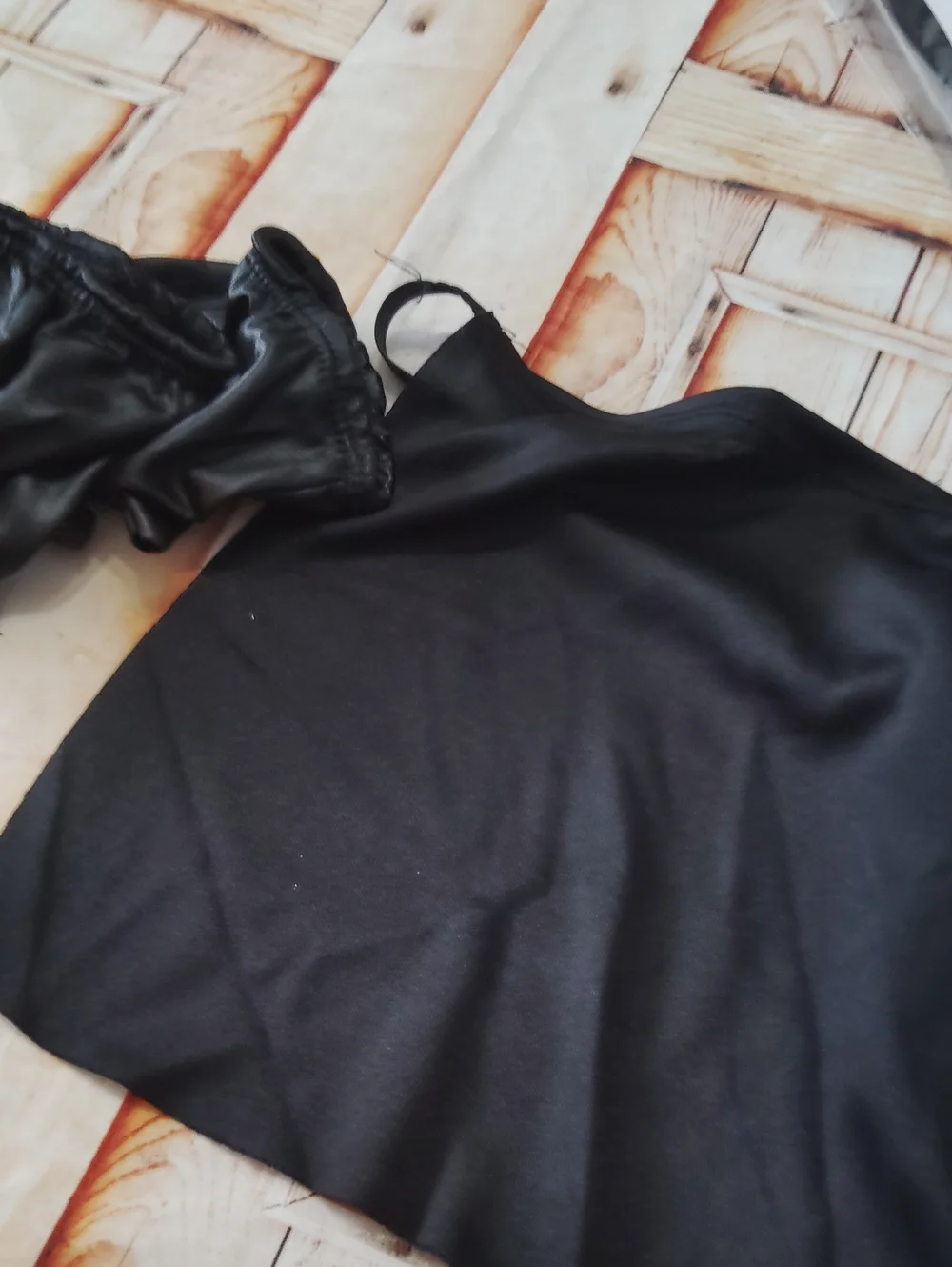 Kids Black and Red Ninja Costume with Toy Weapons